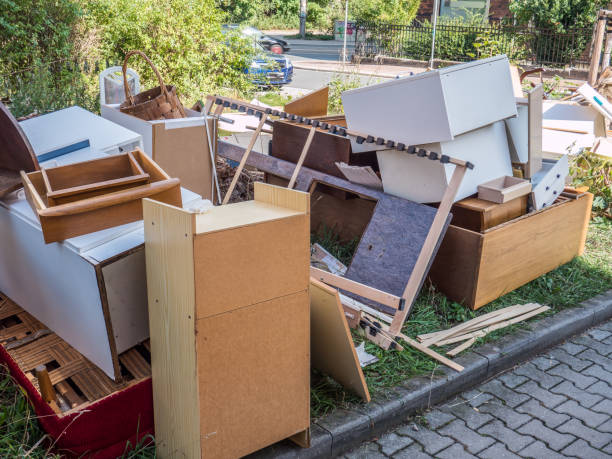 Best Garage Cleanout Services  in Dellwood, MO
